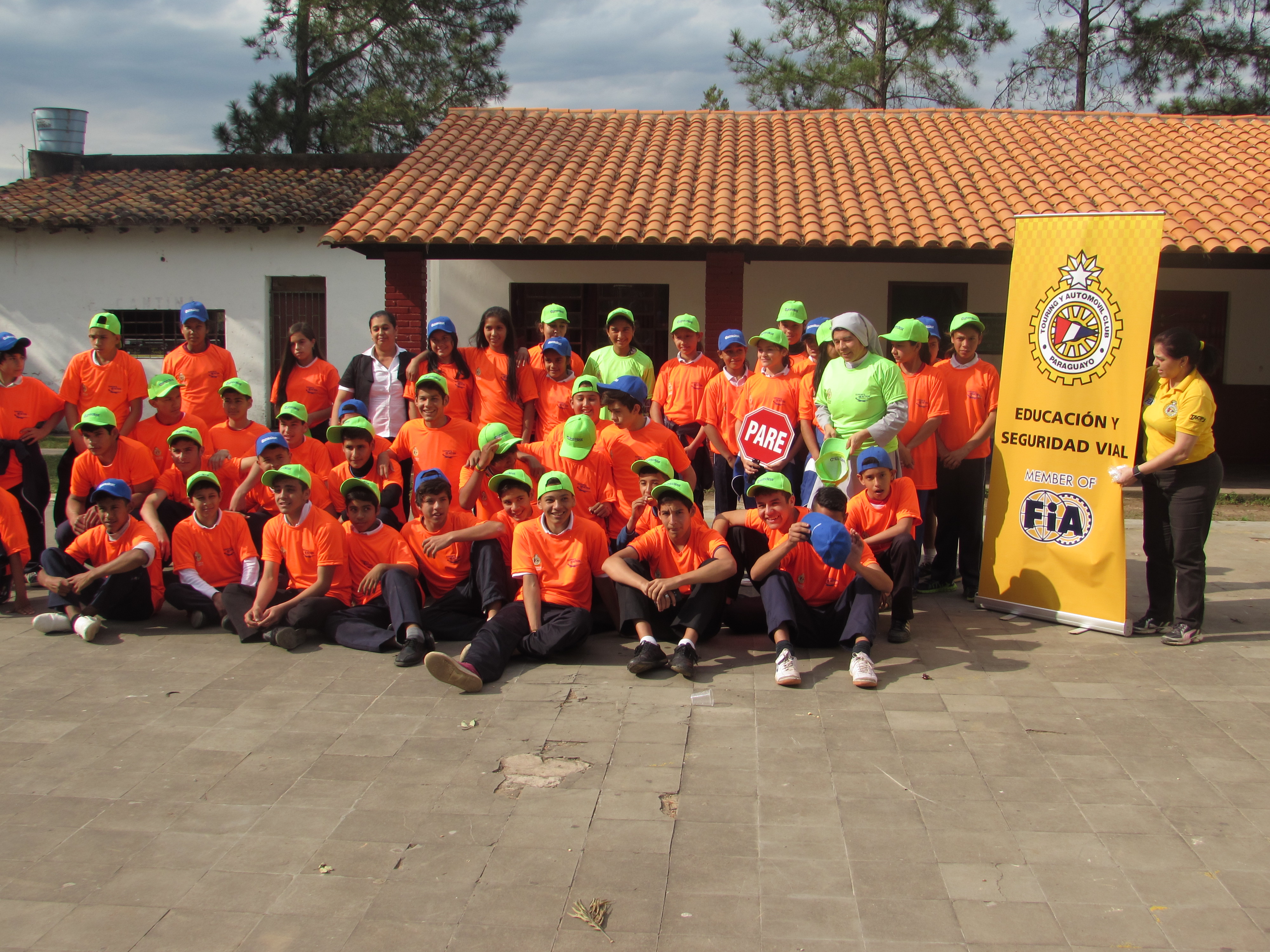 UNICEF Paraguay – Students analysed road safety in the school environment